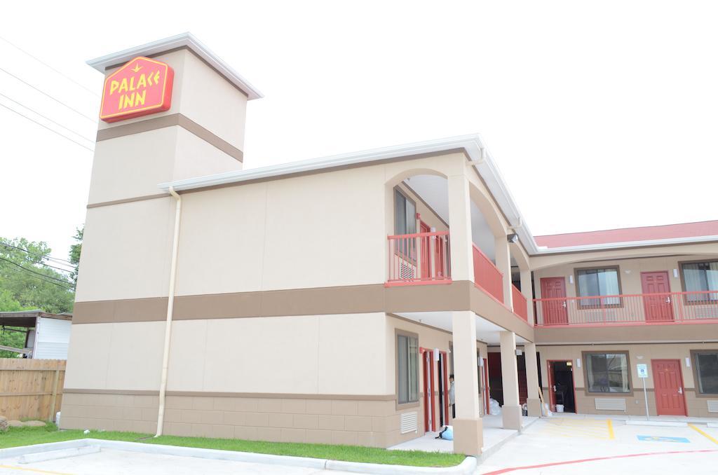 Palace Inn Sam Houston Race Park Eksteriør billede
