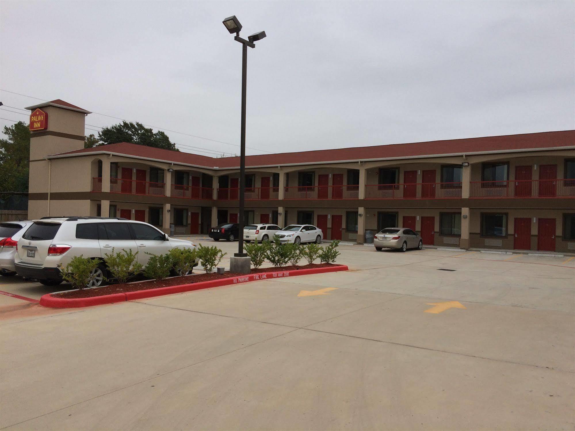 Palace Inn Sam Houston Race Park Eksteriør billede